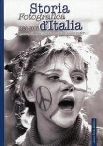 Storia fotografica d'Italia (1986-2008). Tangentopoli, movim