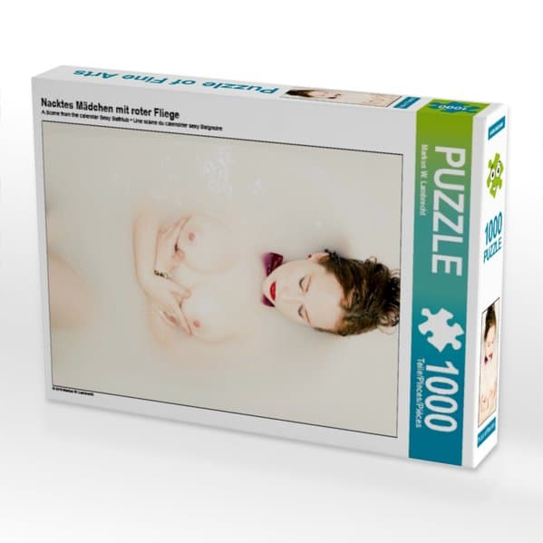 Nacktes Mädchen mit roter Fliege (Puzzle)