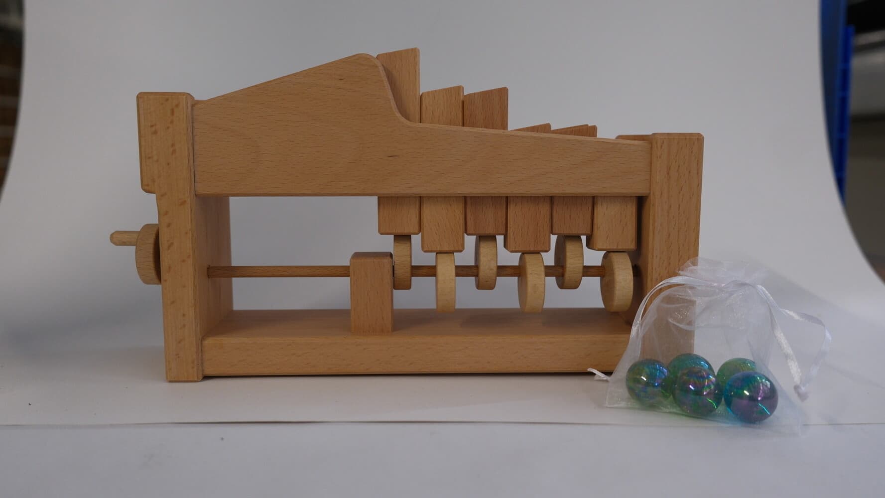 Fagus - 013010 - Kleine Treppenkugelbahn