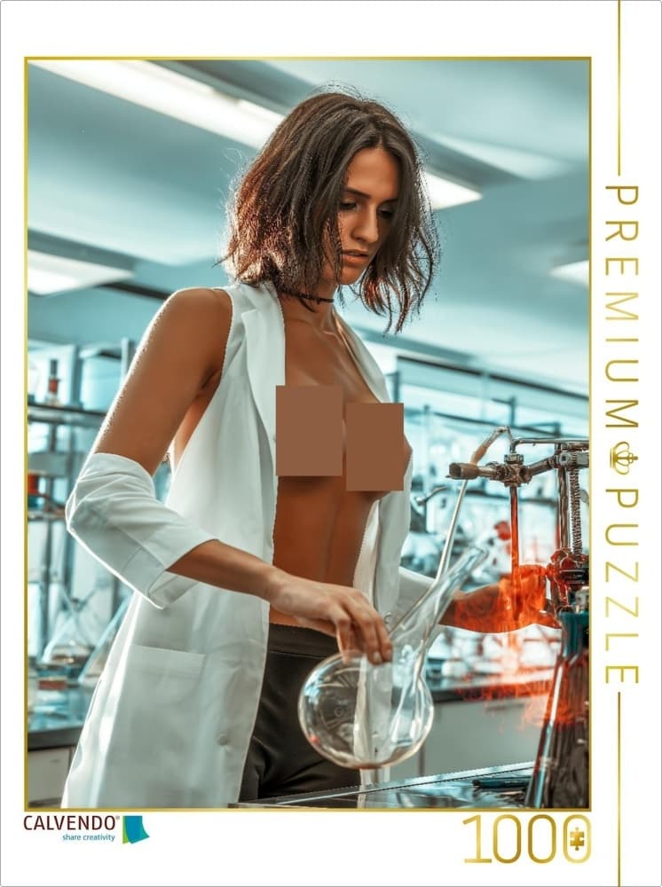 CALVENDO Puzzle Eine halbnackte Wissenschaftlerin konzentriert sich auf ihr Experiment und entfacht