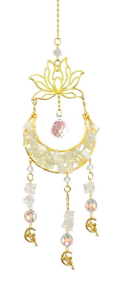 Suncatcher "Lotus mit Mond" mit Lotus (6,5x5cm), Mond (8x6,5cm) und 3 kleinen Mondelfen (2x1,5cm) aus Messing, Kristallkugeln und -steinen aus Glas, 8x50cm