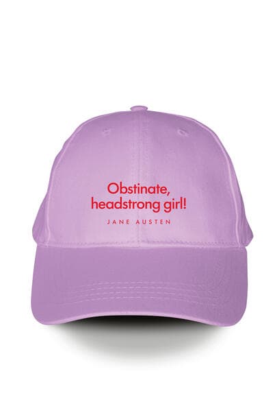 Pinke Penguin Klassiker Cap mit orange gestickter Schrift. 'Obstinate headstrong girl!' Jane Austen