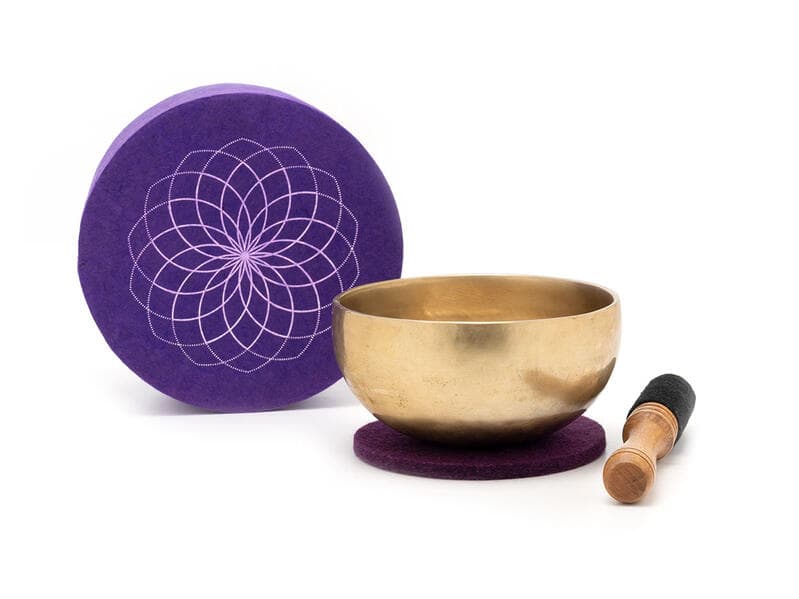 Geschmiedete Klangschale ca. 375 g in lila Loktapapier Box mit Aufdruck und Inspirationsspruch 'Seele' Gr.M. 5188